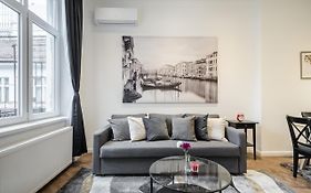 Bpr Sirius Suite With A/C