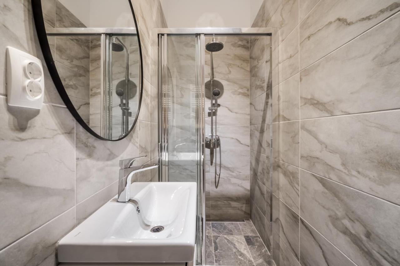 בודפשט Bpr Sirius Suite With A/C מראה חיצוני תמונה
